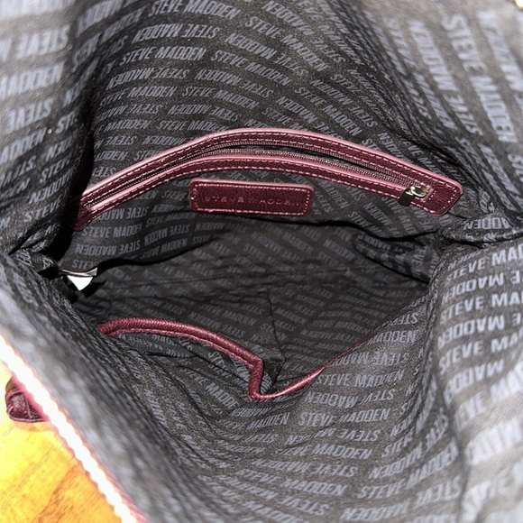 STEVE MADDEN Grommeted Crossbody - Picture 9 of 17